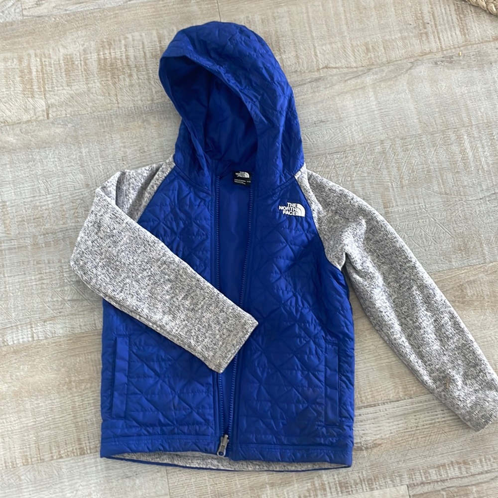Boys, light weight north face jacket
